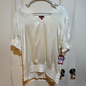Vince Camuto Cream V-Neck ruffled sleeve Blouse